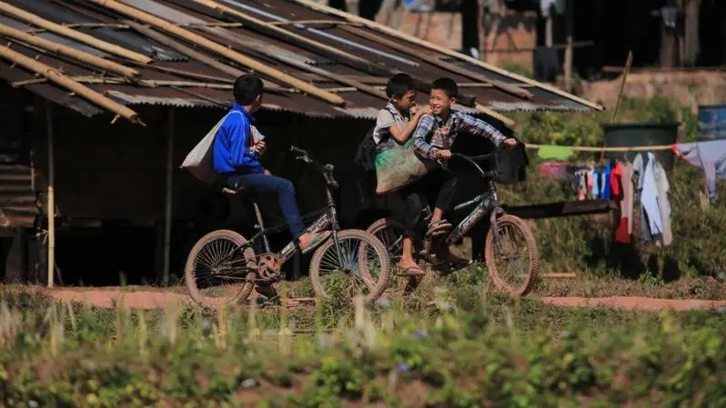 ไทลื้อ  ในวันที่พงสาลีต้องเปลี่ยน