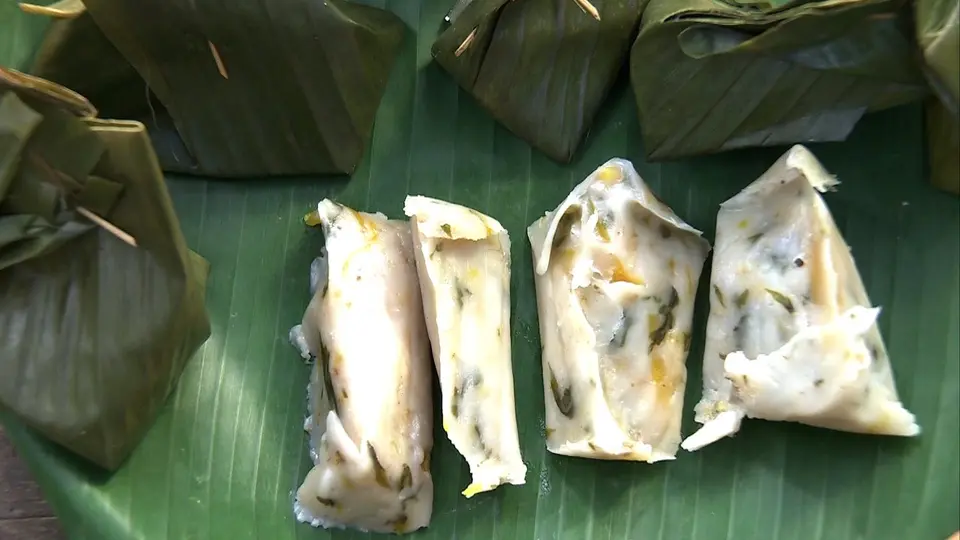 ขนมนึ่งผัก