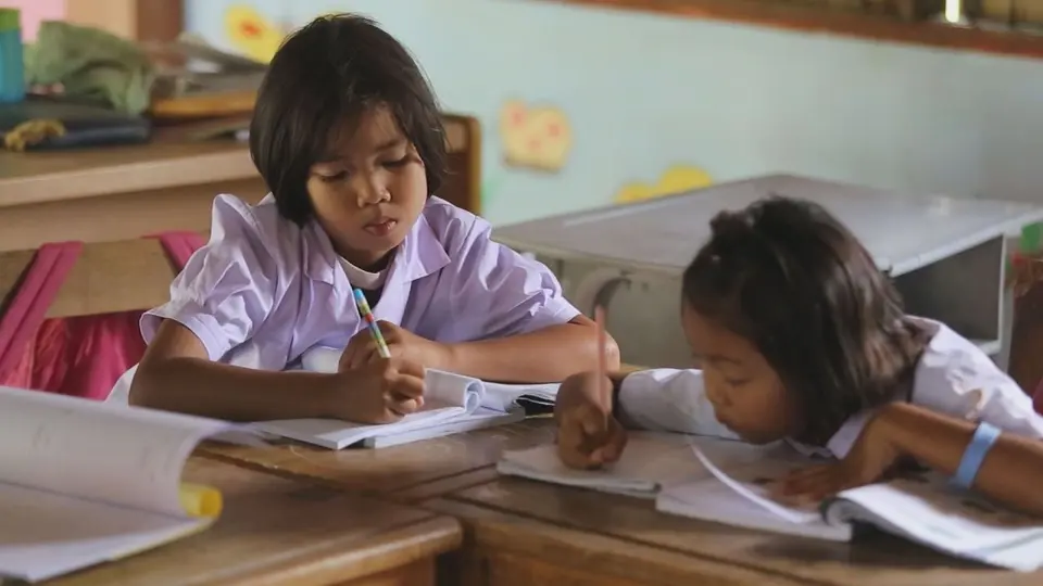 โรงเรียนพริกขี้หนู