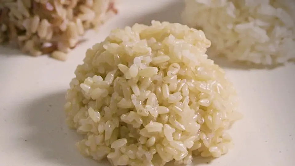 หุงข้าวเช็ดน้ำ กับไม่เช็ดน้ำ ตามตำราแม่ครัวหัวป่าก์