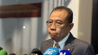 กมธ.กฎหมายฯ เดือด "ศุภชัย" โวย "รังสิมันต์" ปมเชิญ "ศิริโชค" ชี้แจง 