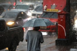 สภาพอากาศวันนี้ ภาคใต้ฝนตกหนัก ไทยตอนบนฝนลด แต่ยังมีอากาศแปรปรวน