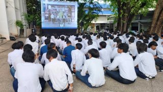นศ.อุเทนถวายประกาศยุติความรุนแรง ถกร่วมหาทางออกปมพิพาทที่ดิน