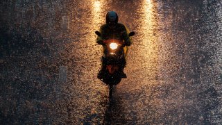 สภาพอากาศวันนี้ "ภาคใต้" ฝนตกหนัก เตือนพื้นที่เสี่ยงน้ำท่วม 