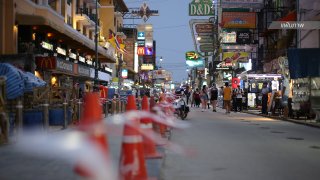 จ่อนำร่องแซนด์บ็อกซ์ "ถนนข้าวสาร" ปรับกฎระเบียบสถานบริการ