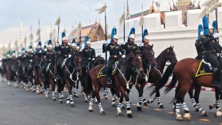 ซ้อมริ้วขบวนพระบรมราชอิสริยยศ ในพระราชพิธีถวายพระเพลิงพระบรมศพฯ