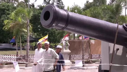 "ปืนใหญ่พญาตานีจำลอง" จุดสนใจแห่งใหม่ของชาวปัตตานี