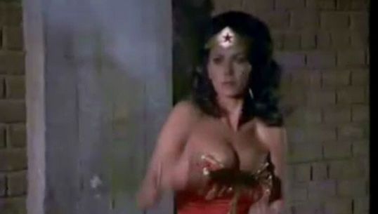 เมื่อจอเงินขาดซุปเปอร์ฮีโร่หญิง