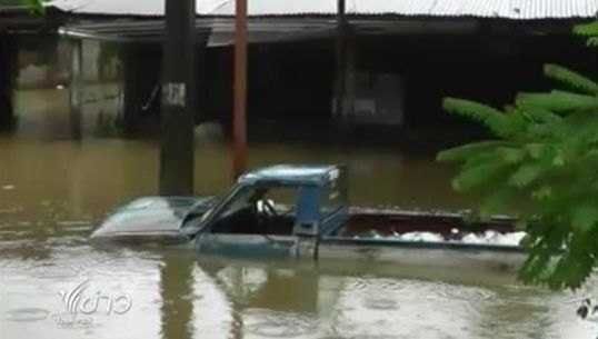 ภาคใต้หลายจังหวัดยังประสบปัญหาน้ำท่วมเนื่องจากฝนตกหนัก
