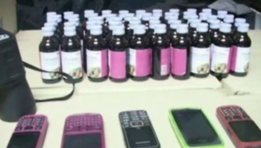 ตร.สงขลาจับผู้ต้องหาลอบขนยาแก้ไอกว่า 9,000 ขวด คาดส่งลงชายแดนใต้