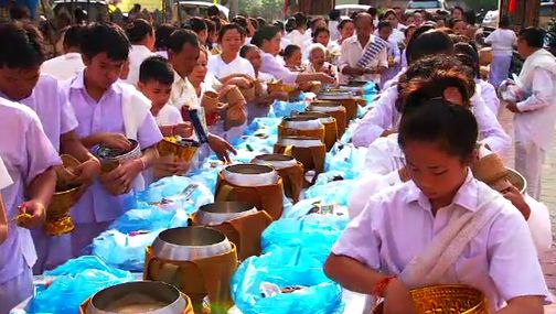 สัมผัสงานบุญเดือน 7 วิถีลาว 