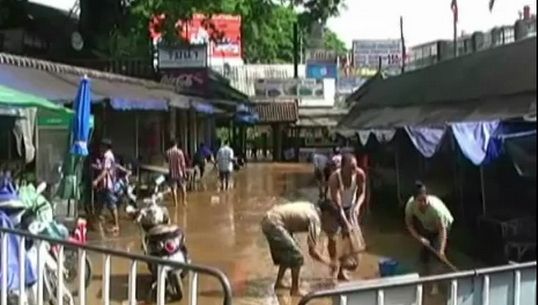 ฝนตกหนักทำน้ำท่วมตลาดชายแดน อ.แม่สาย  จ.เชียงราย 
