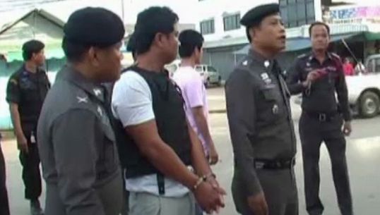 ตร.คุมตัวผู้ต้องหา ทำแผนประกอบคำสารภาพ คดีอุ้มนักธุรกิจโรงเกลือ