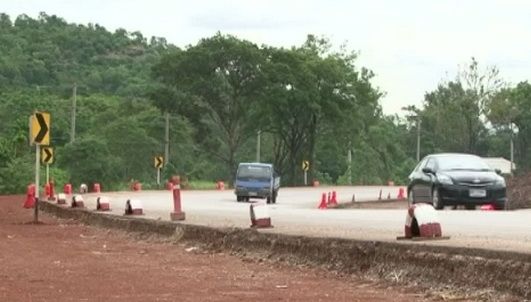 ภาคปชช.มอบ 6,000 รายชื่อให้"กรมทางหลวง"ทวงคืนต้นไม้ทางขึ้นเขาใหญ่ 