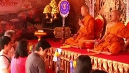 ทำบุญเข้าพรรษาหลายจังหวัดคึกคัก
