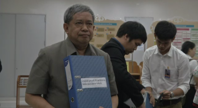 "ภุชงค์" ยื่นศาลปกครองถอนมติปลดพ้นเลขาฯ กกต.