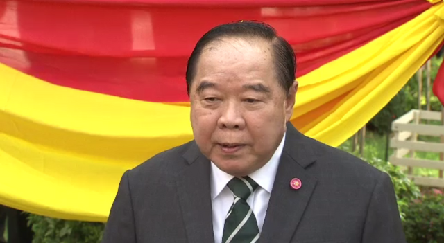 "พล.อ.ประวิตร" เผยบุคคลที่ข่มขู่ให้ รมต.ถอนตัว-ลาออก มีอาการป่วยทางจิต