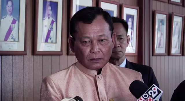 รมว.ศึกษาธิการยืนยันใช้มาตรา 44 ขยายเรียนฟรี 15 ปี