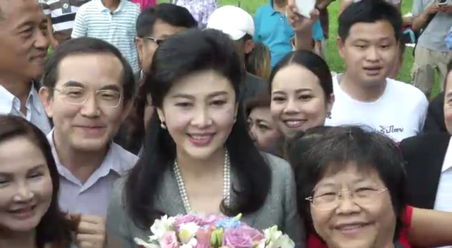 "ยิ่งลักษณ์" ร้องรัฐบาลฟ้องแพ่งจำนำข้าวแทนดำเนินคดีทางละเมิด