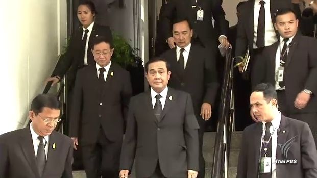 นายกฯ เดินหน้าแก้ปัญหาข้าวทั้งระบบ ย้ำเปลี่ยนวิถีชาวนาต้องไม่ใช่ทำนาใช้หนี้