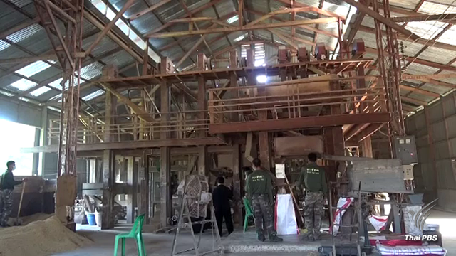 กองทัพภาค 3 เปิดโรงสีข้าวทหารช่วยชาวนาสู้วิกฤตข้าวราคาตก