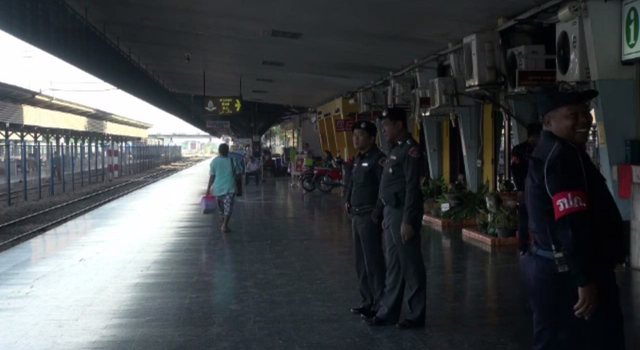 จนท.เพิ่มมาตรการเฝ้าระวังรถไฟสายใต้ หลังเหตุระเบิดขบวนรถไฟ