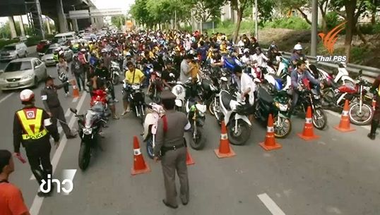 ตร.คุมตัว 110 แว้นส่งฟ้องศาล เหตุรวมกลุ่มขี่จยย.บนถนนวิภาวดี 