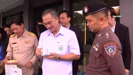 สธ.ตรวจคลินิกเสริมความงามย่านถ.วัชรพล หลังพบนศ.วัย 22 ปีใช้บริการเสียชีวิตคาหอ