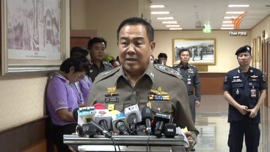 แท็กซี่ยัน “ชายเสื้อเหลือง”เป็นต่างชาติ-พูดไทยได้ ผบ.ตร.ระบุราชประสงค์-สาทรบึ้มชนิดเดียวกัน