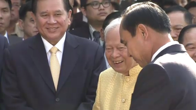 "พล.อ.เปรม" เชื่อนายกฯแก้ปัญหาประเทศสำเร็จ-ขอคนไทยร่วมรักษา 3 สถาบัน