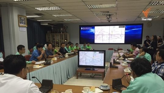 กทม.ถกรับมือฝนถล่มกรุงฯ-สั่งเร่งระบายน้ำ ระดมจนท.เฝ้าระวังจุดเสี่ยงน้ำท่วมขังตลอดวัน