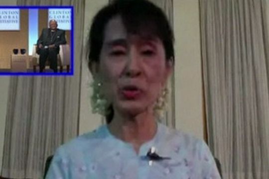 "ซูจี" หวังเห็นสัญญาณเปลี่ยนแปลงในพม่าอย่างฉับพลัน 