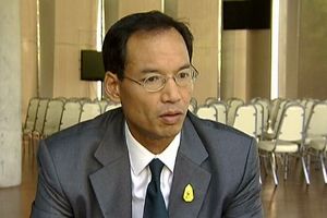 ฝ่ายค้านเล็งเสนอศาล รธน.ตีความร่าง พ.ร.ก.โอนหนี้ฯ