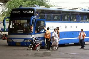 "เจ๊เกียว" ยันยังไม่ปรับขึ้นค่าโดยสารรถร่วม บขส.