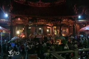ชาวจีนทั่วโลกร่วมเฉลิมฉลองเทศกาลตรุษจีน