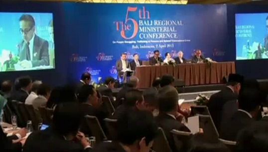 อินโดนีเซีย-ออสเตรเลีย ร่วมจัดประชุมต่อต้านลักลอบค้ามนุษย์ 