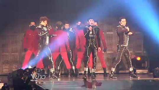 คอนเสิร์ตการกลับมาของนิชคุณ และ 2PM 