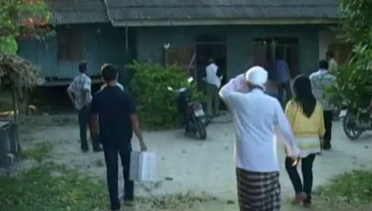 จนท.ใน จ.สงขลา พบครอบครัวผู้ต้องหา เพื่อมอบตัวสู่กระบวนการมาตรา 21