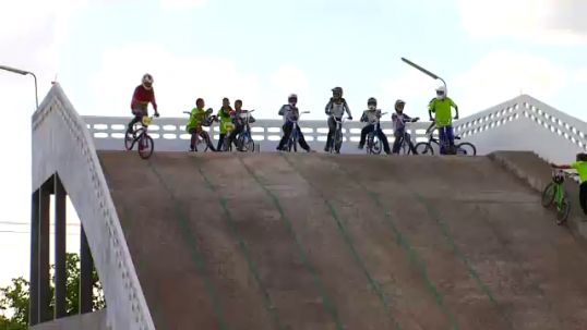 สุรินทร์ พร้อมจัด BMX - ไทยพีบีเอสถ่ายทอดสดพรุ่งนี้