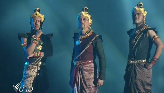 "ปลอดประสพ"ซ้อมการแสดง"เล่าขานตำนานเวียงกุมกาม"