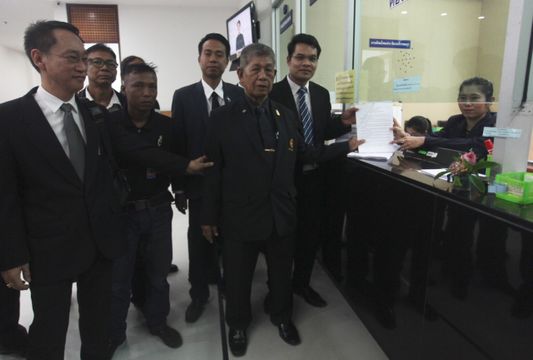 สยยท.ยื่นฟ้องศาลปกครองชะลอระบายยางในสต็อกออกไป 3 เดือน 