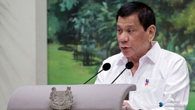 "ดูเตอร์เต" ขู่ลงโทษข้าราชการทุจริตด้วยการ "โยนจากเฮลิคอปเตอร์" 