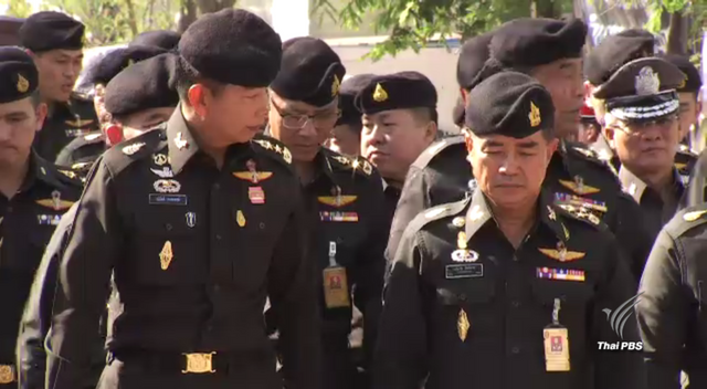 ผบ.ทบ.กำชับ กอร.รส.เพิ่มความเข้มจุดคัดกรองในช่วงเทศกาลปีใหม่