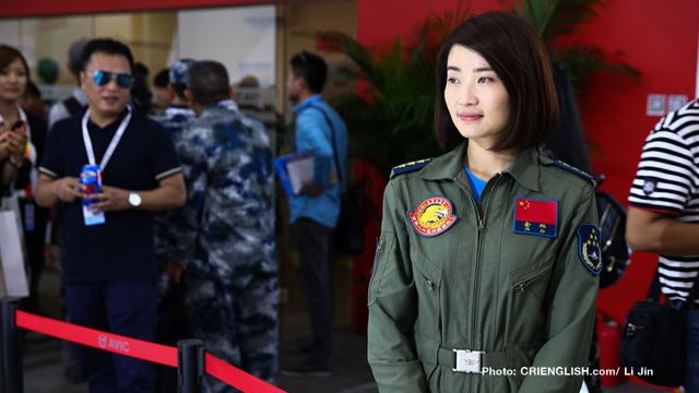 เครื่องบินรบจีนเกิดอุบัติเหตุกลางอากาศ นักบินผาดแผลงหญิงชื่อดังเสียชีวิต