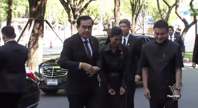 นายกฯ ตรวจเยี่ยมกระทรวงการท่องเที่ยวและกีฬา
