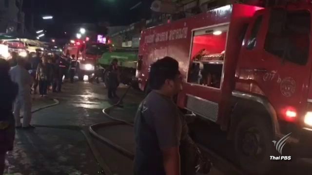 ไฟไหม้ร้านสังฆภัณฑ์ กลางตลาดเทศบาลเมืองท่าข้าม จ.สุราษฎร์ธานี  