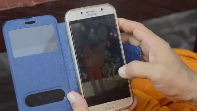 เรียกร้องดำเนินคดีวงดนตรีแต่งเลียนแบบพระสงฆ์