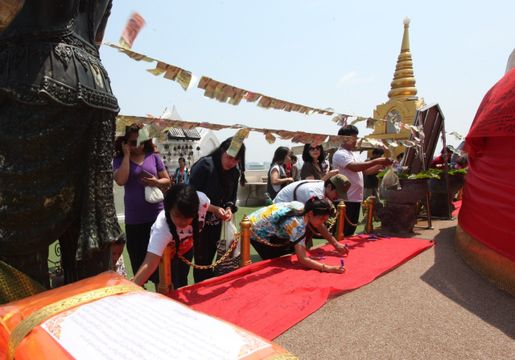 สงกรานต์"ภูเขาทอง"ย้อนยุคมหาสมัยสูตร 205 ปี