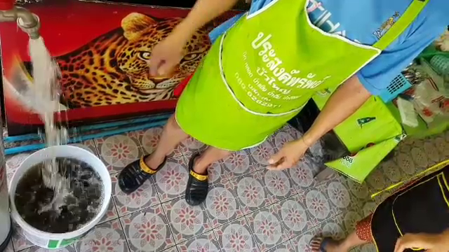 ชาวบ้านร้องน้ำประปาสีดำ-มีฝุ่นผงปะปน
