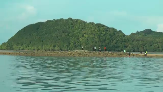 ผู้ว่าฯภูเก็ต ยันยังไม่มีการก่อสร้างท่าเรือมารีน่า